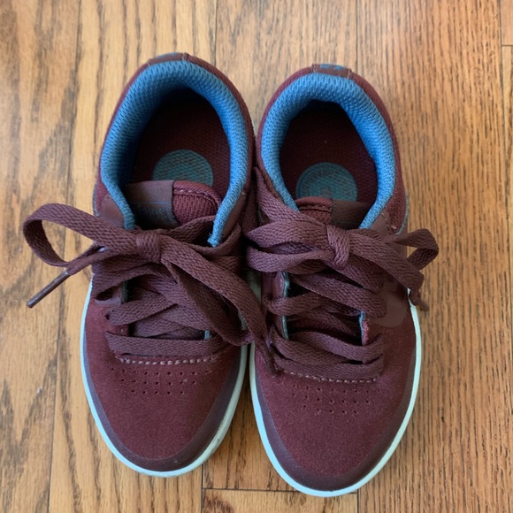 Like New Etnies Marana Skate Shoes Toddler - Picture 6 of 7